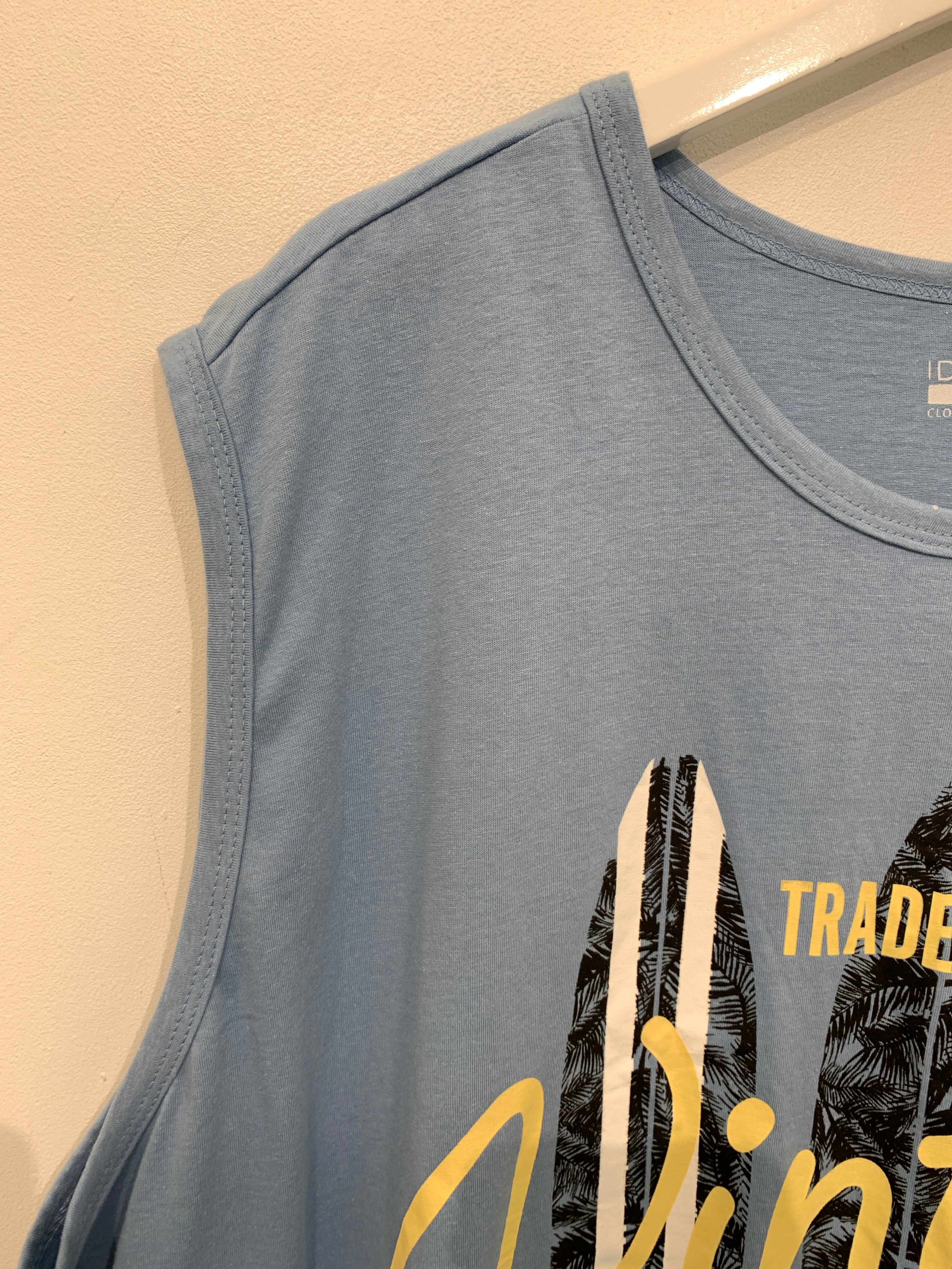 Identic T-shirt